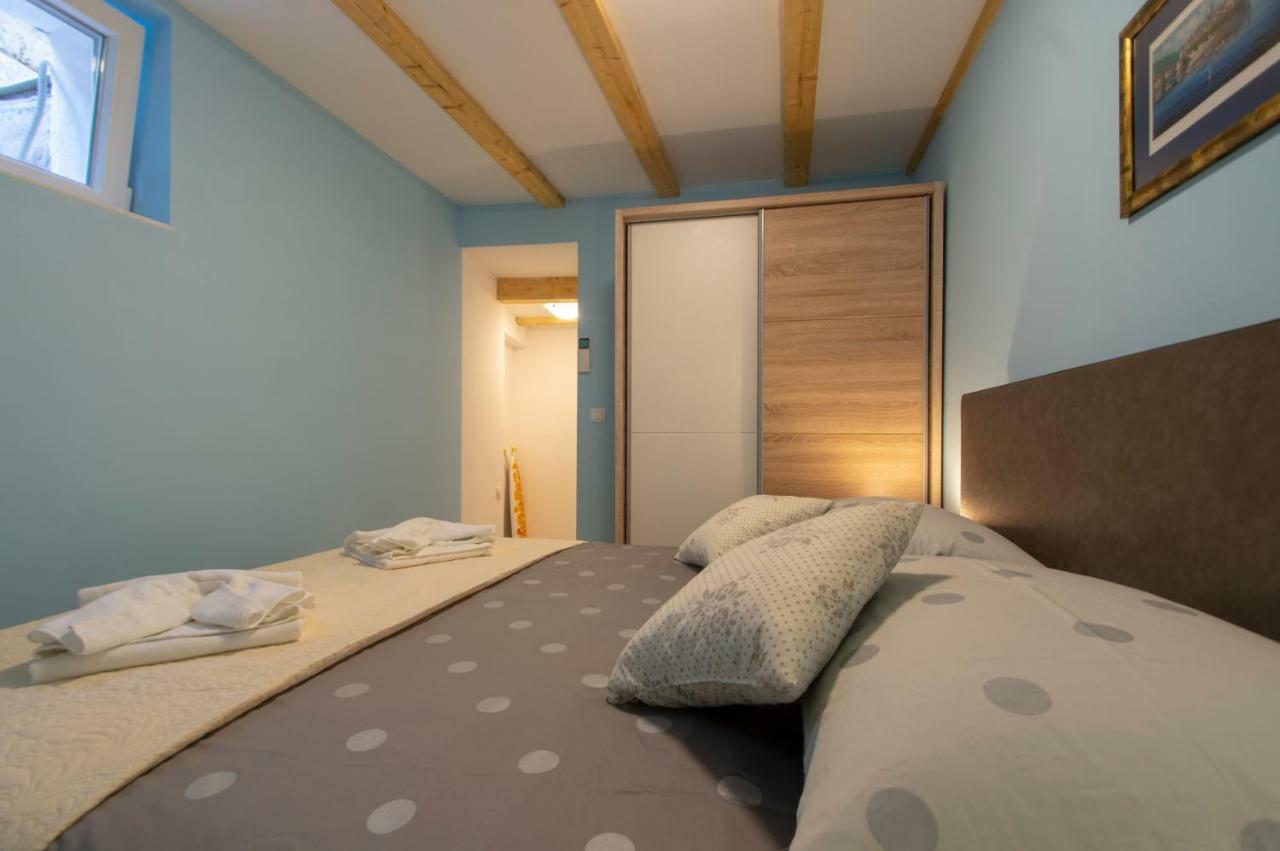 Apartments Giro Korcula ภายนอก รูปภาพ