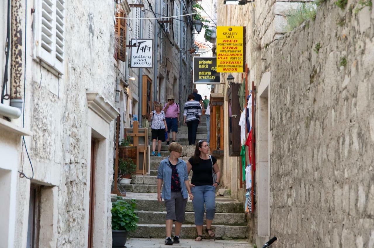 Apartments Giro Korcula ภายนอก รูปภาพ