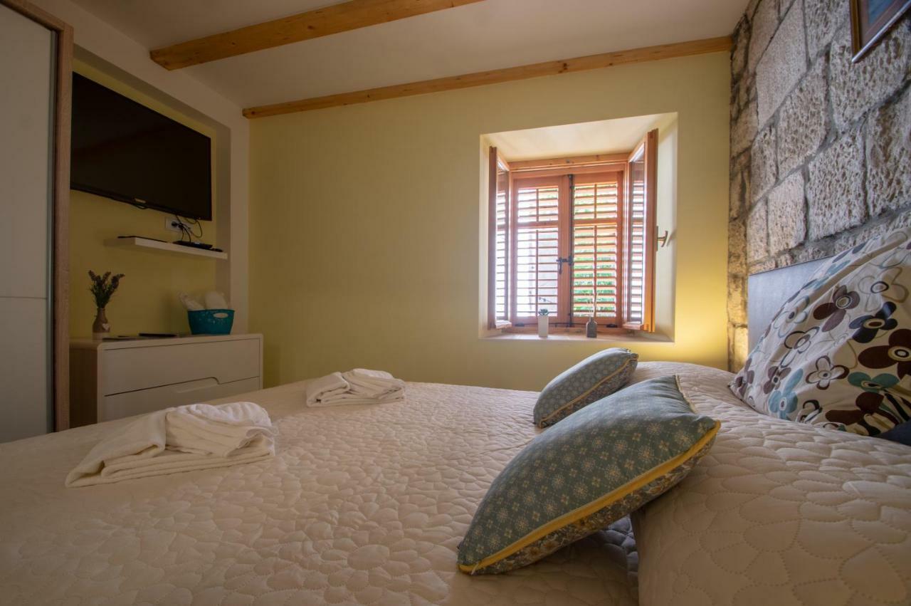 Apartments Giro Korcula ภายนอก รูปภาพ